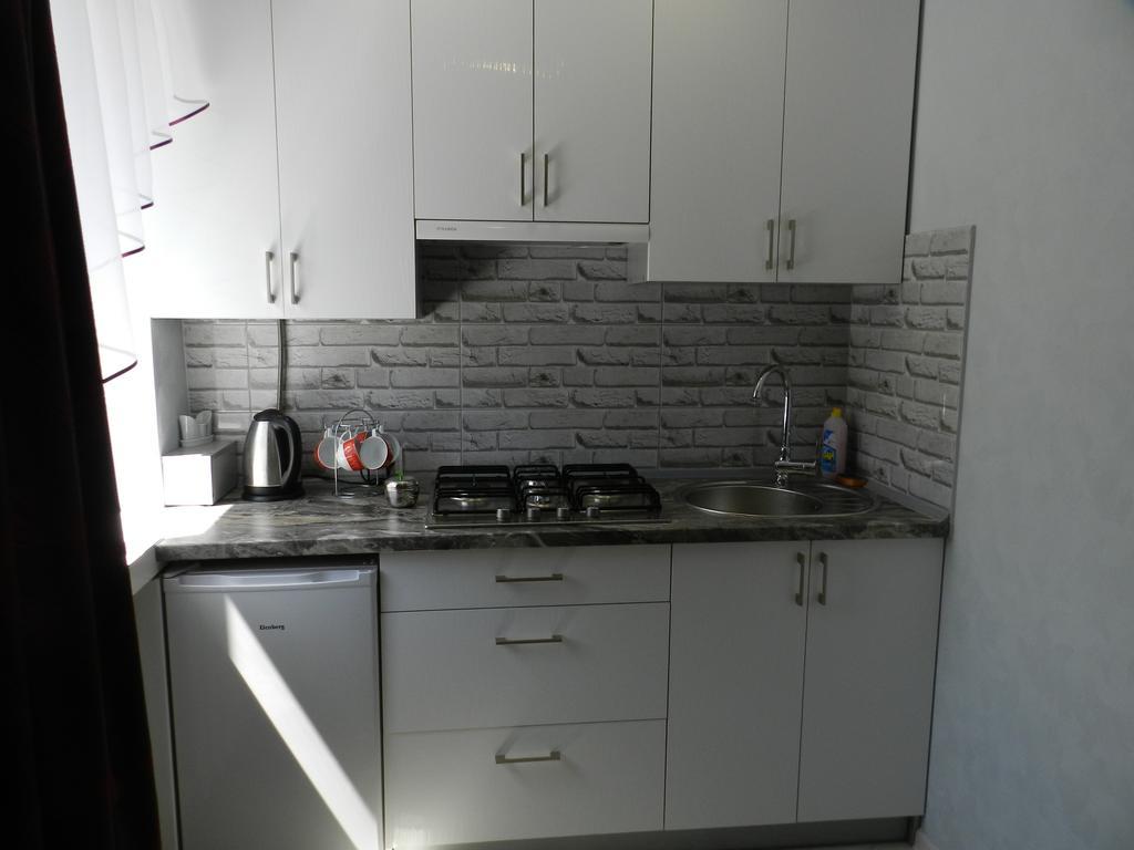 Apartment On Mstyslavs'ka *